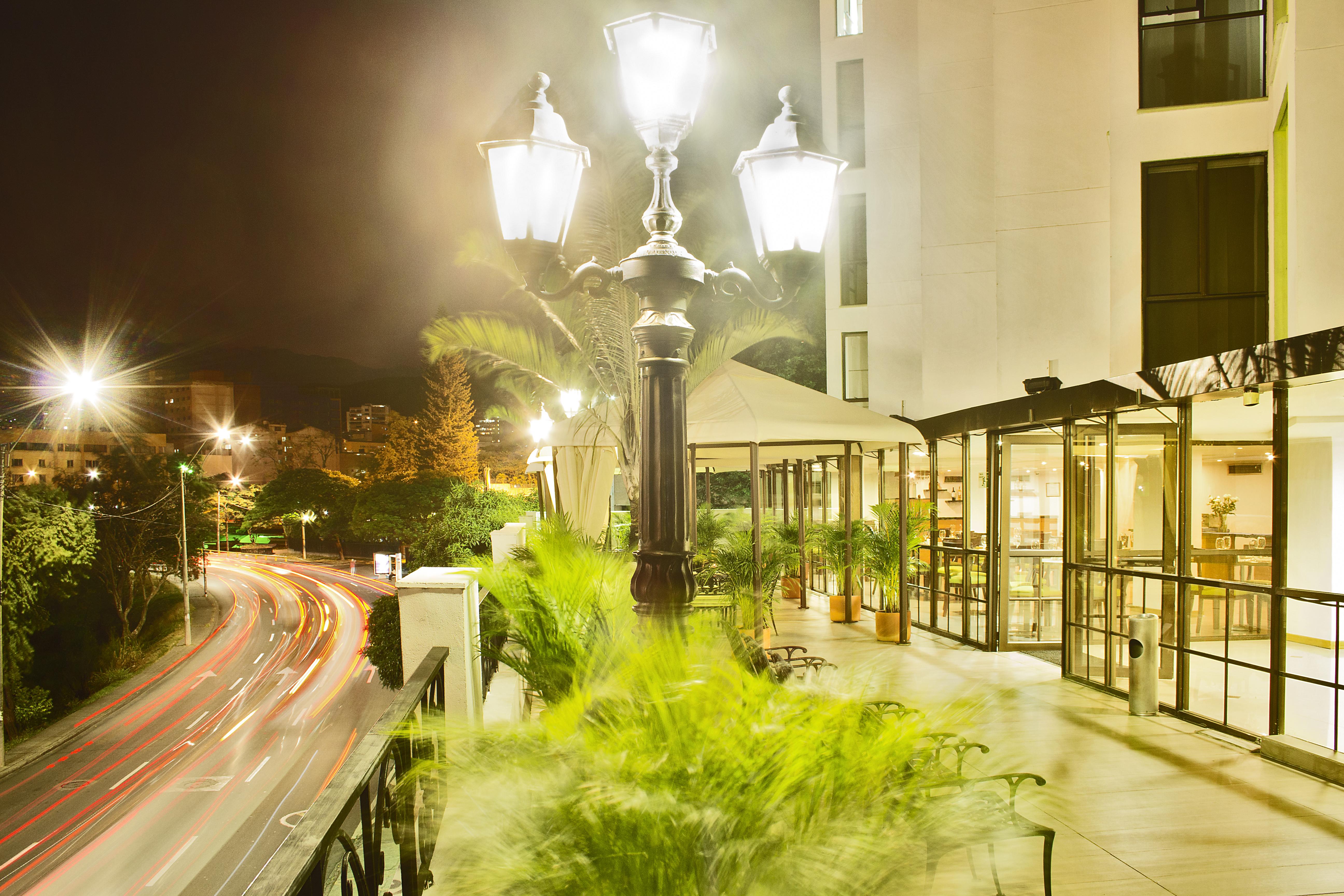 Hotel Cosmos קאלי מראה חיצוני תמונה